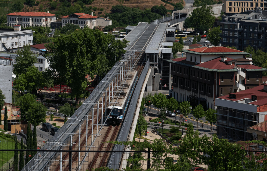 kalyon-insaat-projeler-raylı-sistemler-marmaray-card-d.jpg