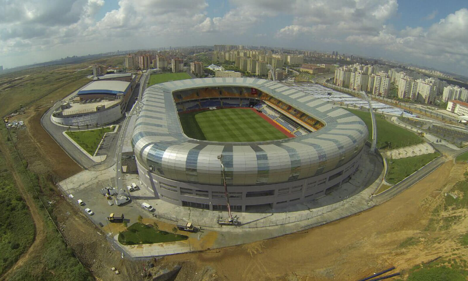 kalyon-insaat-projelerimiz-basaksehir-stadyumu-galeri-d1.jpg